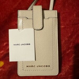 Marc Jacobs Cross Body Phone Case, cream color new without tags!